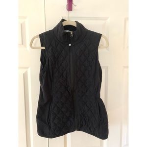 Athleta quilted vest